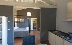 Montegufoni by PosarelliVillas