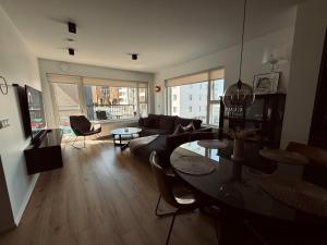 Modern flat in Kópavogur - 10 min from Reykjavik