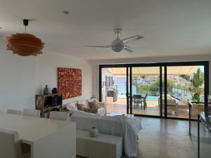 Moderna Villa Mediterránea