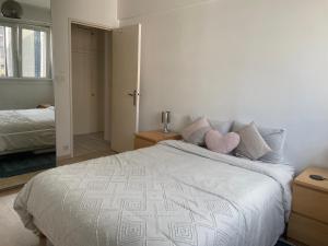 Appartement 3 pièces confortable bien situé à La Défense, proche des transports, de paris et de larena