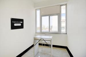 Super Townhouse Oak Nagole Metro Station Formerly Saka Arcade