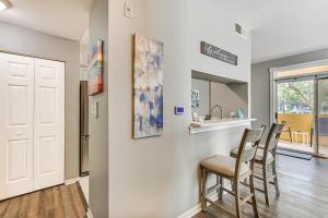 Saltwater Pool and 4 Mi to Beach Clearwater Condo!