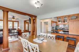 Walk to Lake Erie Spacious Home in Sandusky!