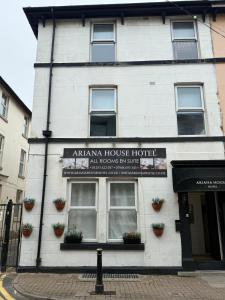 Ariana House Hotel-Families and Couples Only