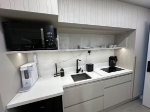 Studio Luxuoso e Sofisticado Proximo Av Paulista