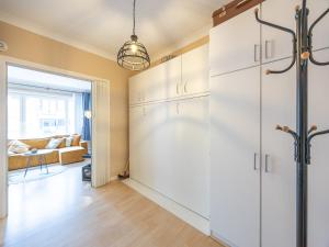 Retro studio with sleeping area