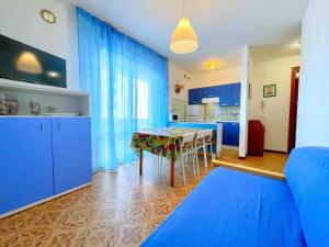 Apartment in Italy with Beach Service