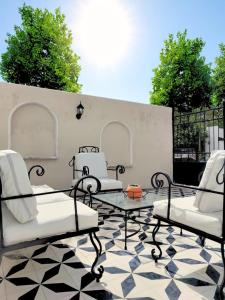 Casa Bugambilia Villa with Private Pool and Parking Merida