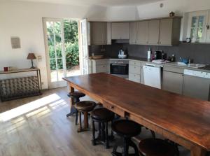 Campings Petite maison joyau avec vue imprenable sur Canne : photos des chambres