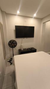 Quarto Duplo com cama extra, banheiro privativo e cozinha