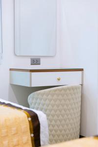 Luxury Airport Noi Bai Hotel