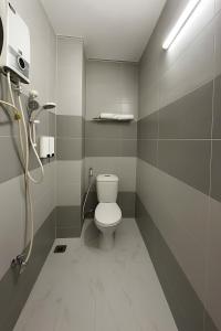 Diamond Hotel CMT8 - Center SaiGon