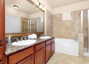 A Charming home nearby Disney