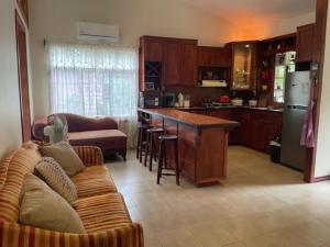 House in paquera