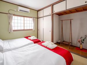 402 Newly opened Hotel Baika Family friendly Free parking 10 minutes to USJ