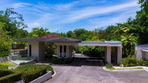 Elan at Ballena Beach