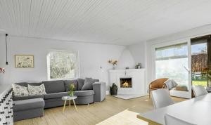 Holiday Home With Garden Near Tisvilde Beach