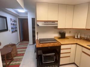 Peters Place - Spacious 2Bed & Bath Suite