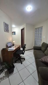 Linda e espaçosa casa no Centro de Santos Dumont-MG