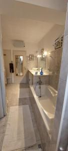 B&B / Chambres d'hotes La maisonnette : photos des chambres
