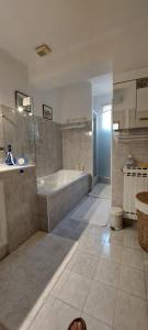 B&B / Chambres d'hotes La maisonnette : photos des chambres