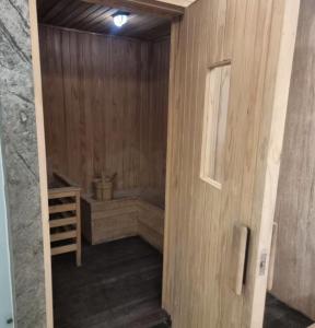 Cozy Studio Apartment with Balcony