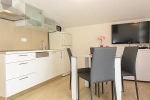 Apartments Brico - Heated Pool