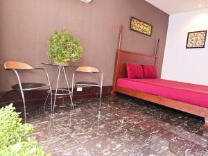 Old Sрice 3 Vintage Elegance in the Heart of BKK