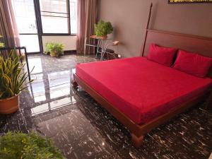 Old Sрice 3 Vintage Elegance in the Heart of BKK