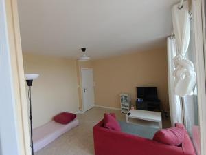 Appartements Cozy 1 bedroom, 10 min walk to train station : photos des chambres