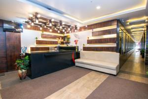 Octave The Gold Leafs Rooms and Service Apt