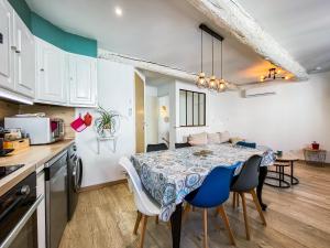 Villas Maison de village climatisee Entre Beziers et Narbonne jusqu-a 5 pers : photos des chambres