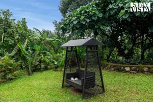 The Fig Tree Villa by VEO - Part of StayVista