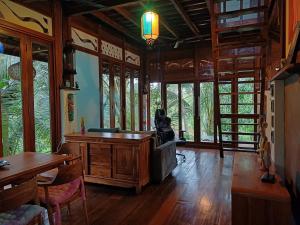 Villa Baruna - 2 storey teak villa - volcano view