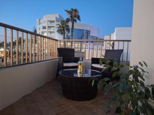 Spacious Bugibba Seafront Home 3BR Free Parking Free WiFi