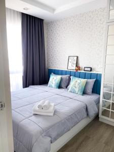 Relax room &The Blu x Bangsaen BHB