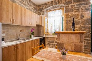 Beach Resort Apartments Podspiline