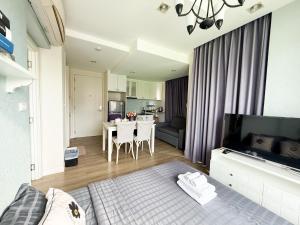 Premium Suite Corner Room & The Blu X Bangsaen