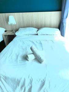 Almas Suites Puteri Harbour 1 Bedroom with Balcony by 9 Sands