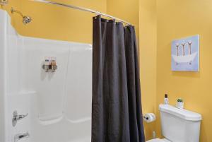 Prime location very close to downtown!