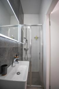 Elegant Central Suite