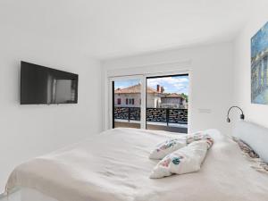 Villa Nello mit Pool & Whirlpool