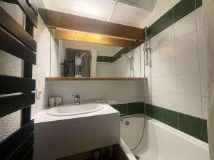 Résidence Soleil - Coquet T2 avec magnifique vue proche du télésiège Super Venosc MAE-8091