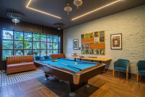 Alaya Stays Sky Paradise Pet-friendly Retreat With Gaming Zone, Home Theatre & Rooftop Gazebo