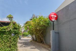 OYO 1755 Debalcon Accomodation Near Ngurah Rai Airport