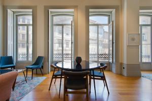 BOUTIQUE Rentals - Toledos One & Only Apt in Historical center of Porto