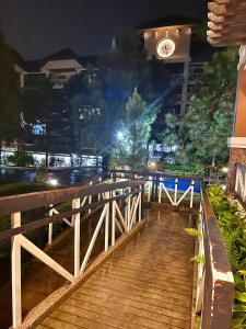 Pedolinos Tagaytay Luxe studio with Netflix and unlimited wifi