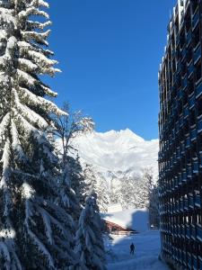 studio arcs 1800 départ et retour skis aux pieds