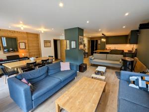 Chazelet - Avec terrasse et jardin