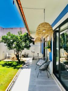 Trendy one bedroom house, beach & lagoon